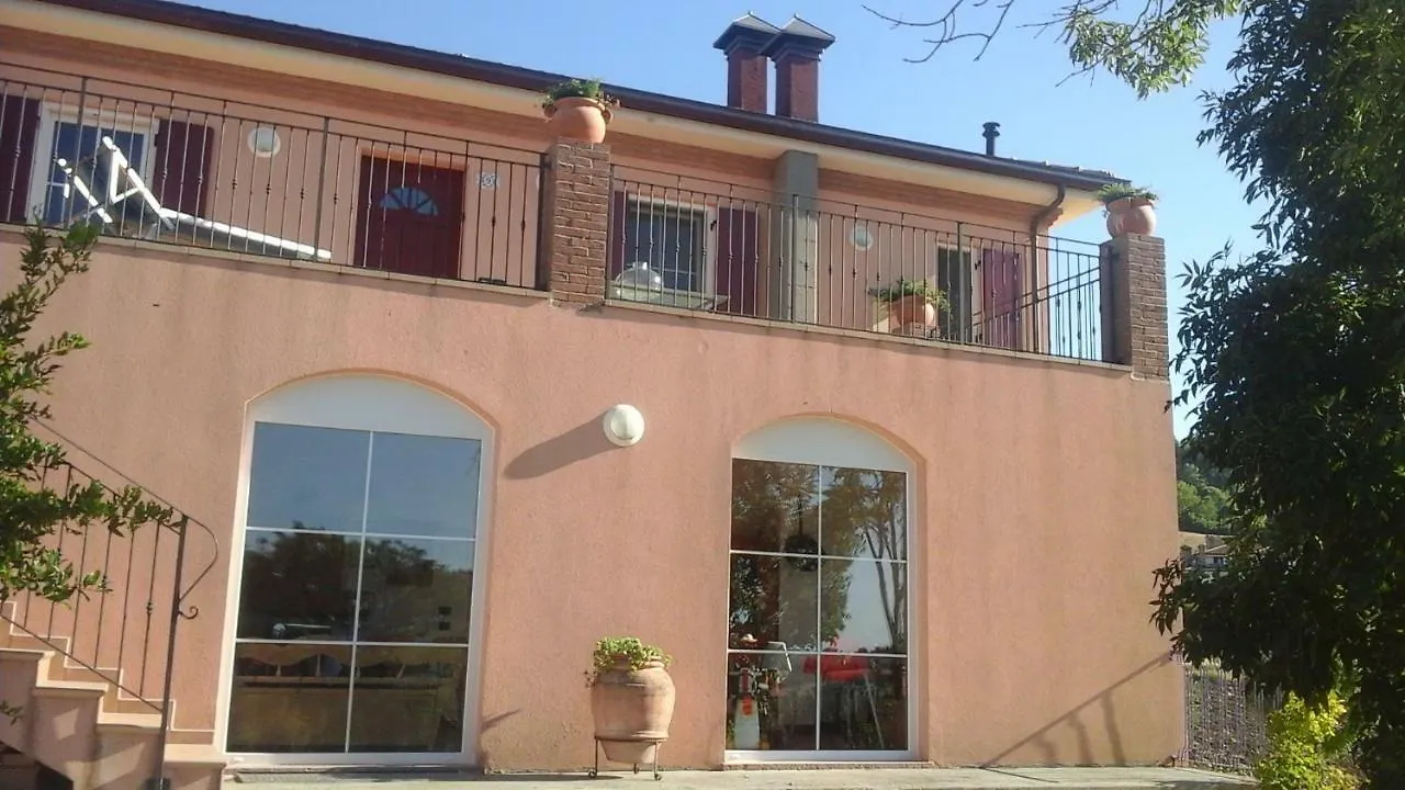 Alojamento de Acomodação e Pequeno-almoço B&B Castellano Cerasolo Itália